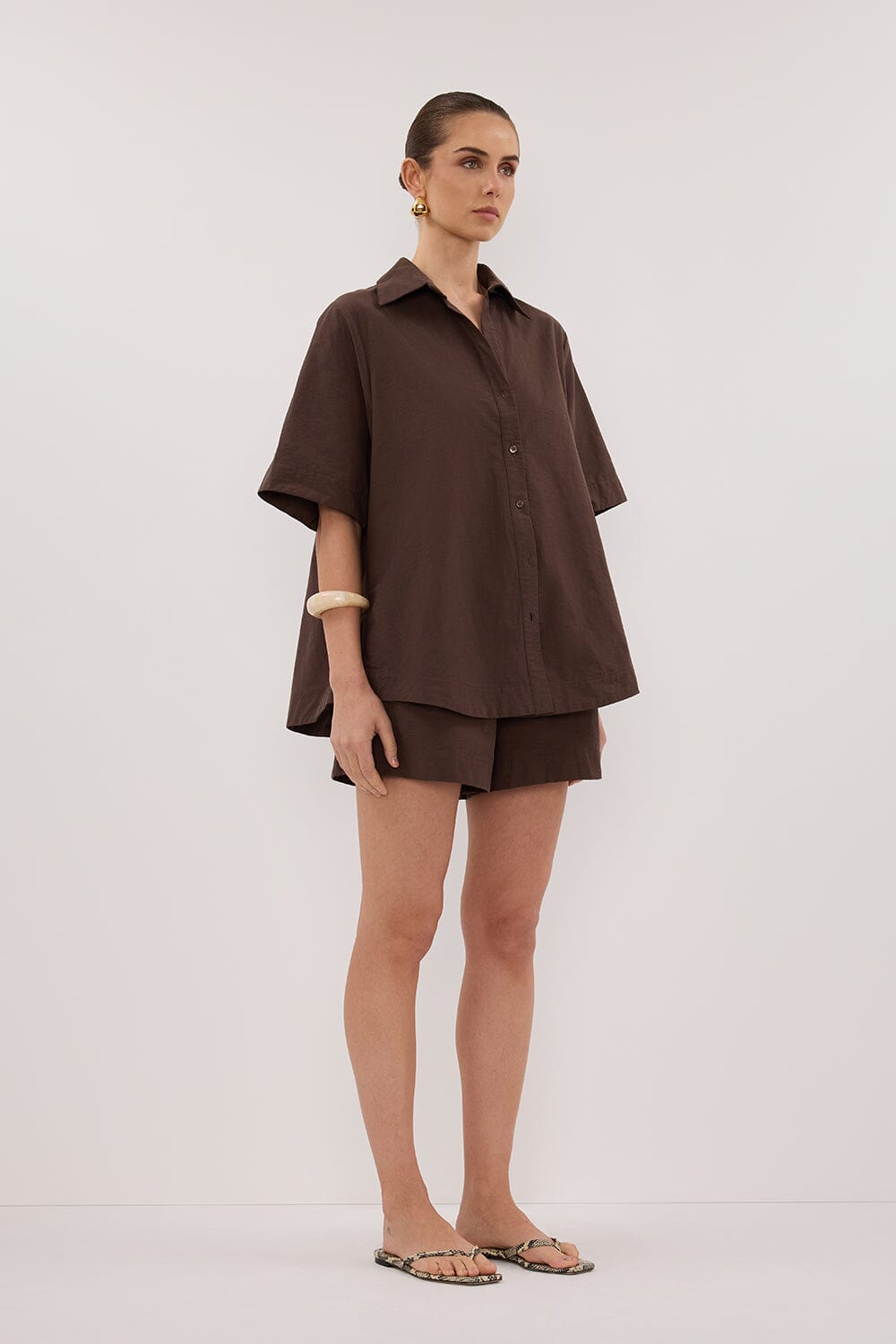 ELARA CHOCOLATE SHORT SLEEVE SHIRT Clothing DISSH Boutiques 