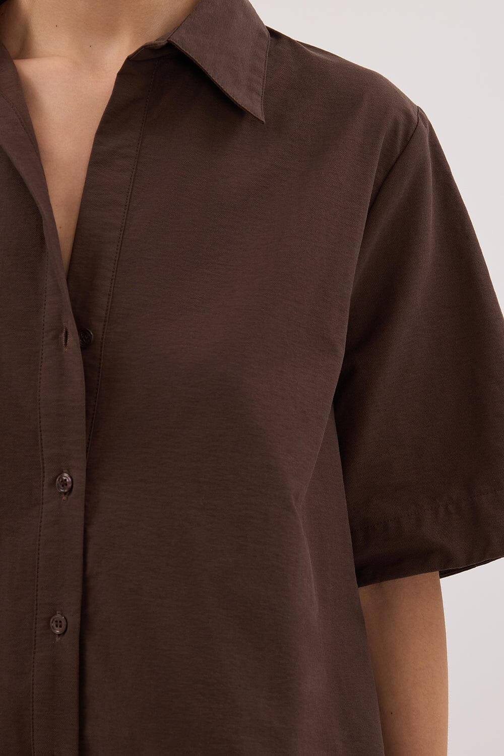 ELARA CHOCOLATE SHORT SLEEVE SHIRT Clothing DISSH Boutiques 