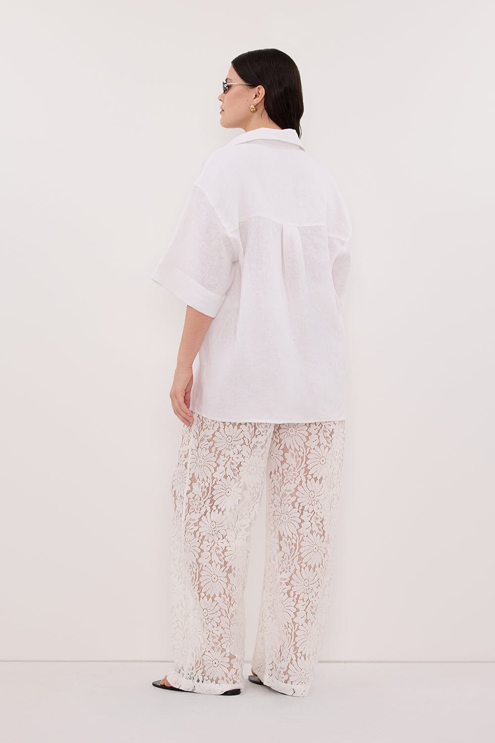 HELENA WHITE SHORT SLEEVE LINEN SHIRT Clothing DISSH Boutiques 