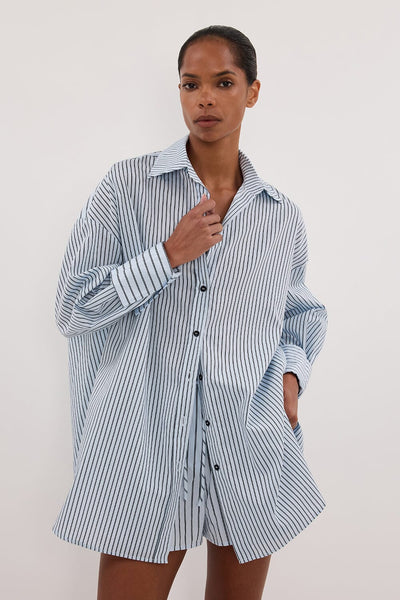 Kristen wearing SABLE ICE BLUE OVERSIZED SILK BLEND SHIRT