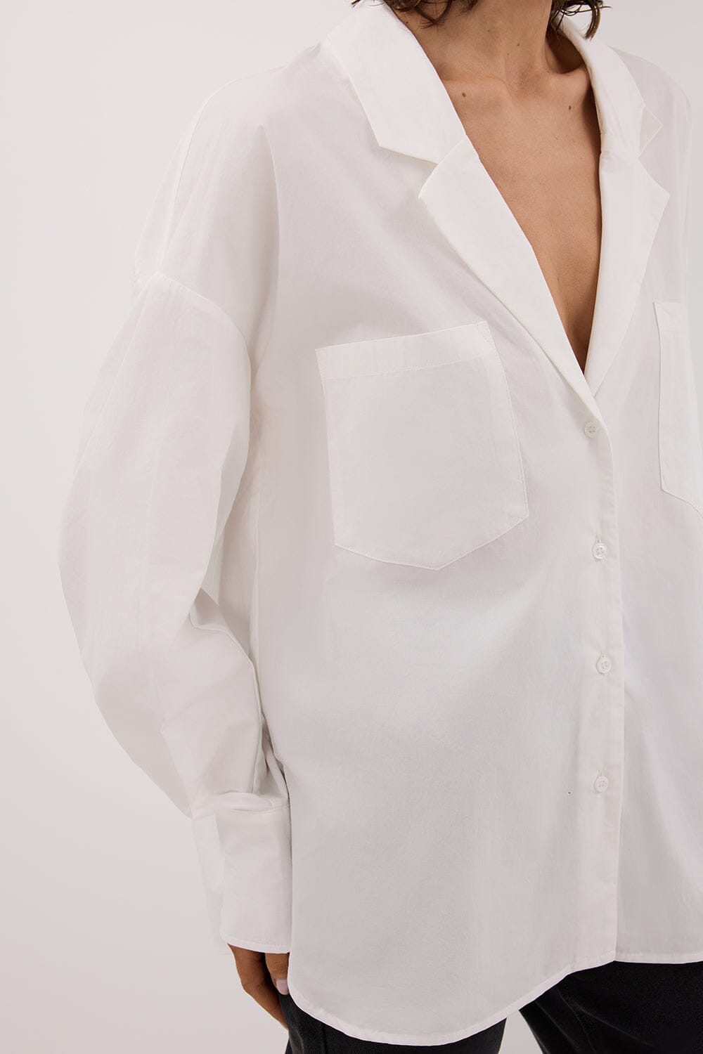 IRENE WHITE LONG SLEEVE NOTCH COLLAR SHIRT