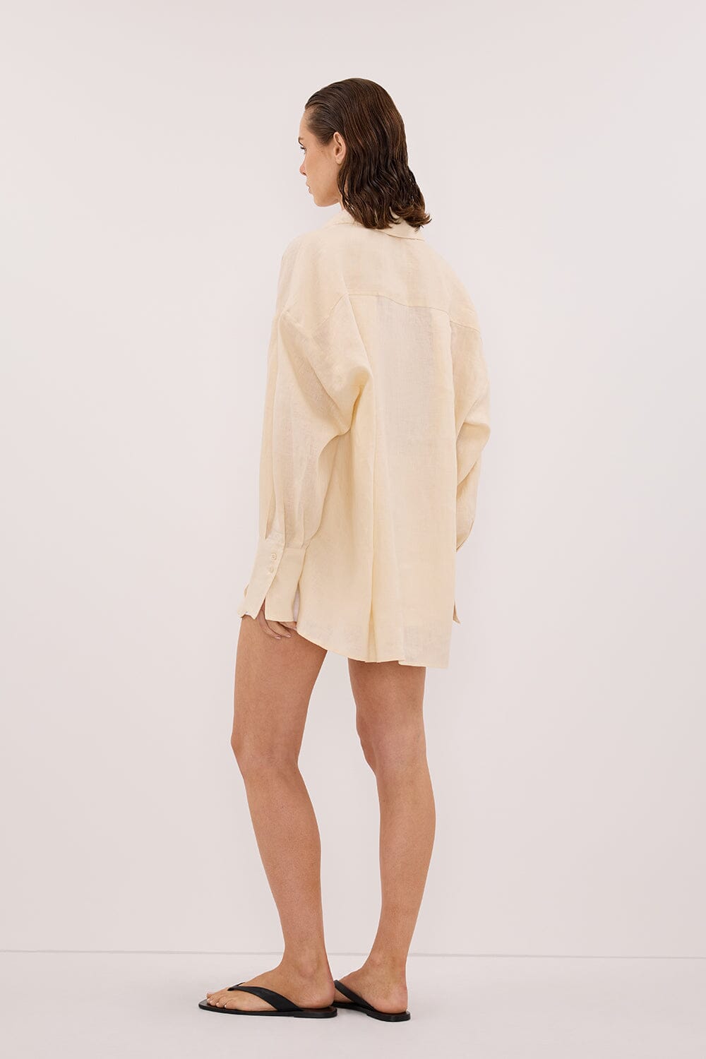 ELLIS SANDSTONE SHORT SLEEVE LINEN SHIRT Clothing DISSH Boutiques 