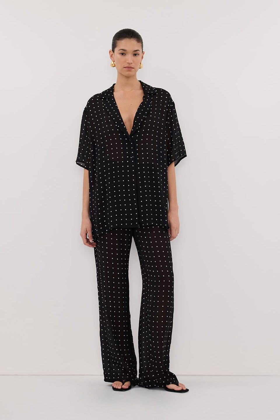 VANESSA BLACK SHORT SLEEVE RESORT SHIRT Clothing DISSH Boutiques 4 BLACK 