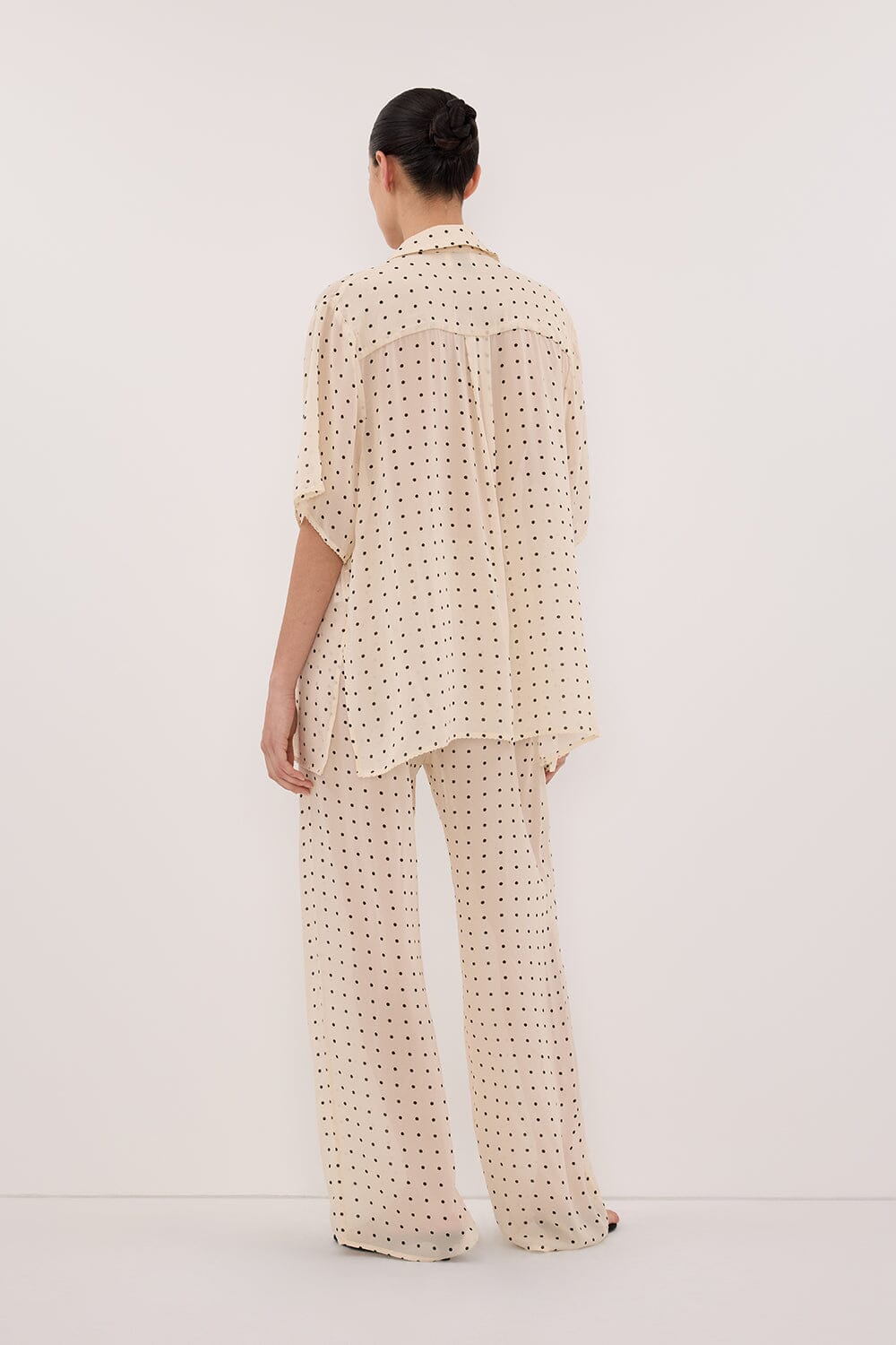 VANESSA SANDSTONE OVERSIZED SHORT SLEEVE RESORT SHIRT