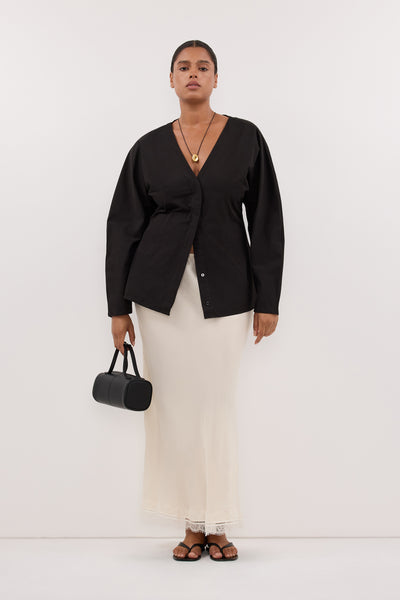 Amanda wearing EDENA BLACK COTTON FITTED SHIRT