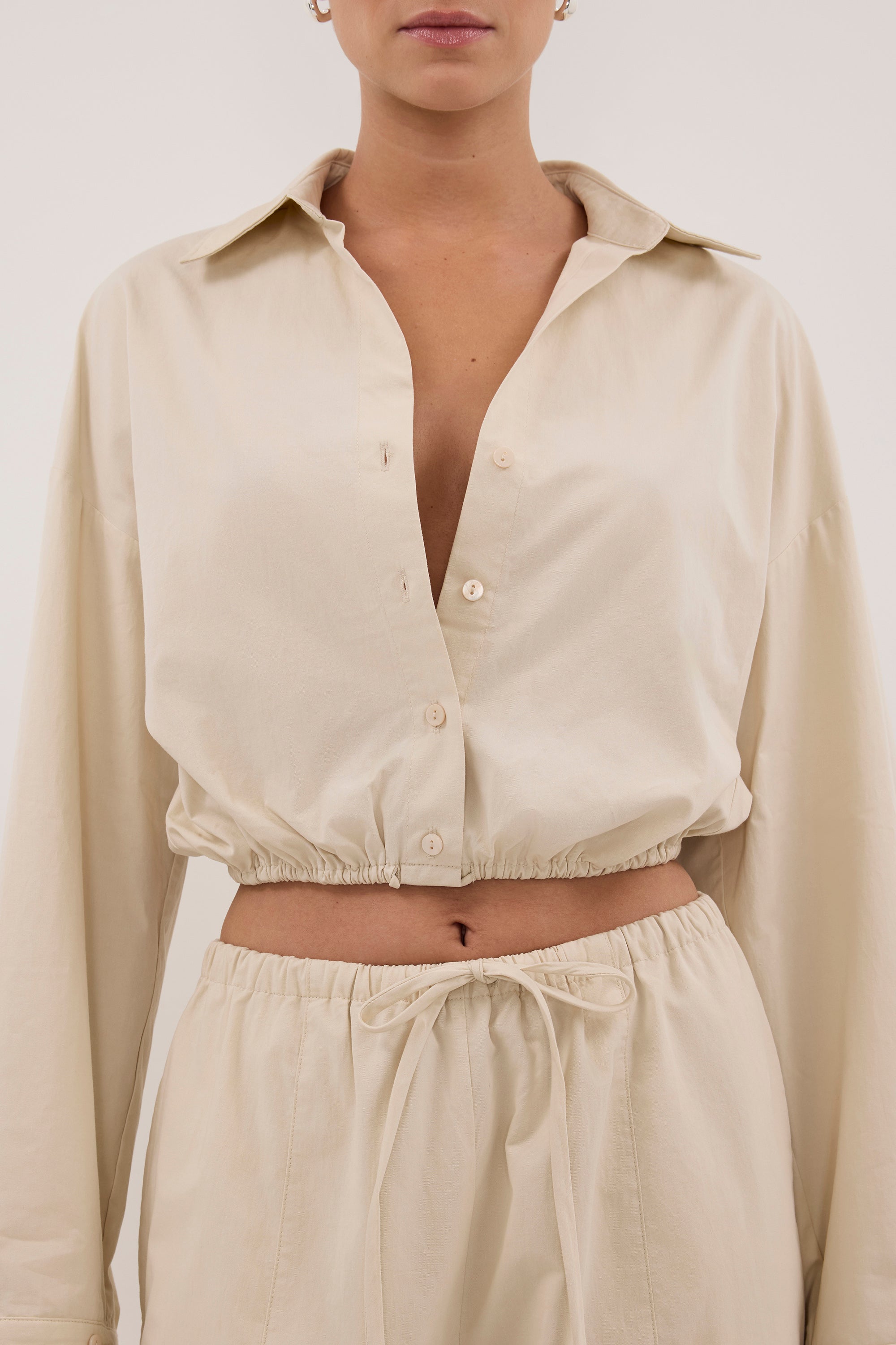 CALI PLASTER COTTON CROPPED SHIRT