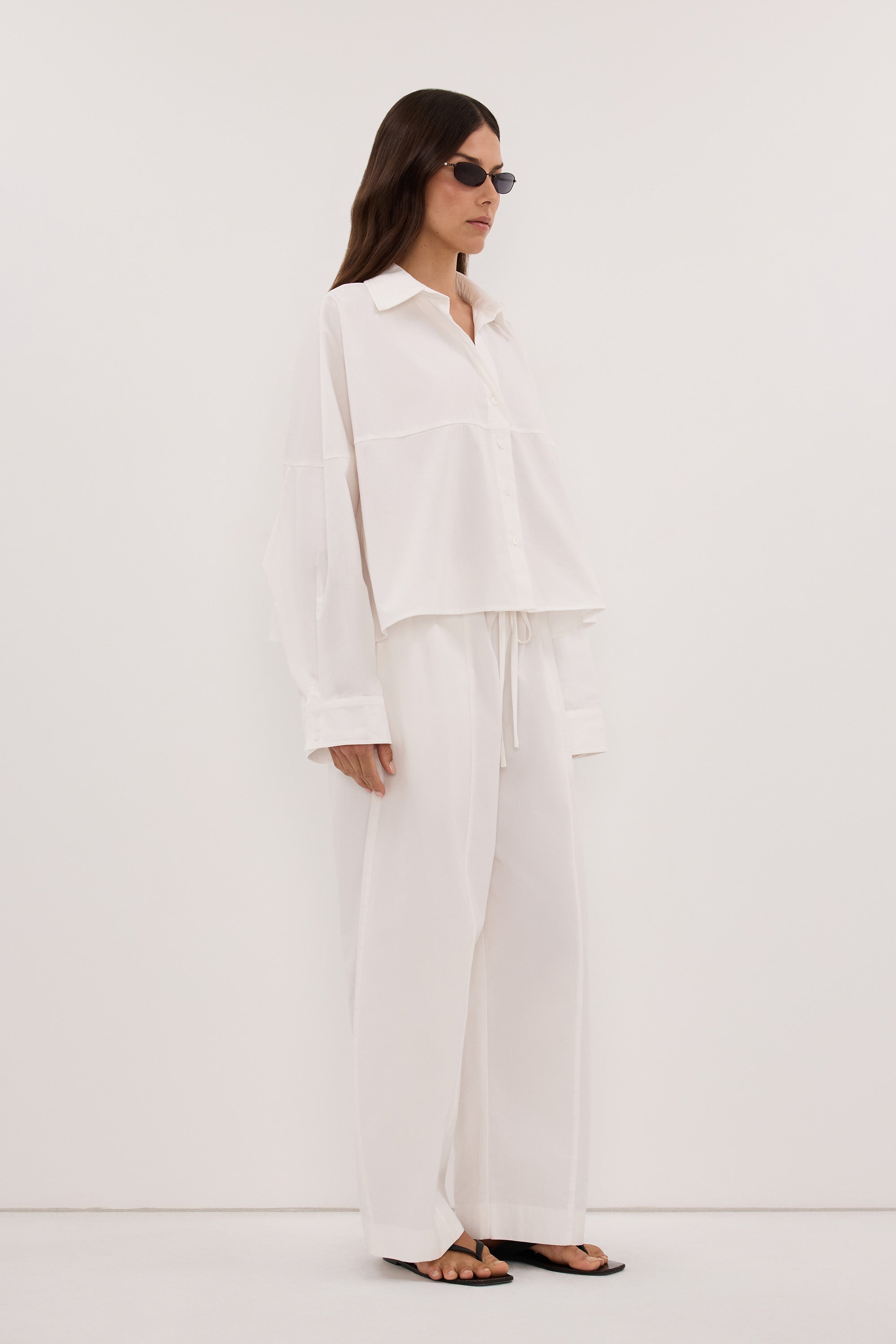 GOLDIE WHITE CROPPED COTTON SHIRT