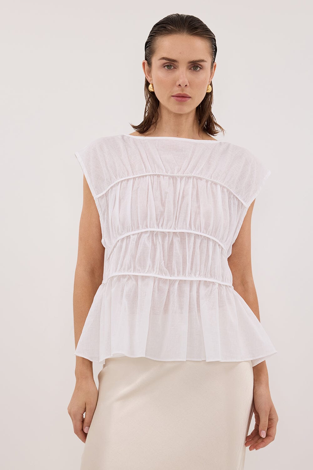 FLYNN WHITE LINEN BLEND TIERED TOP Clothing DISSH Boutiques 