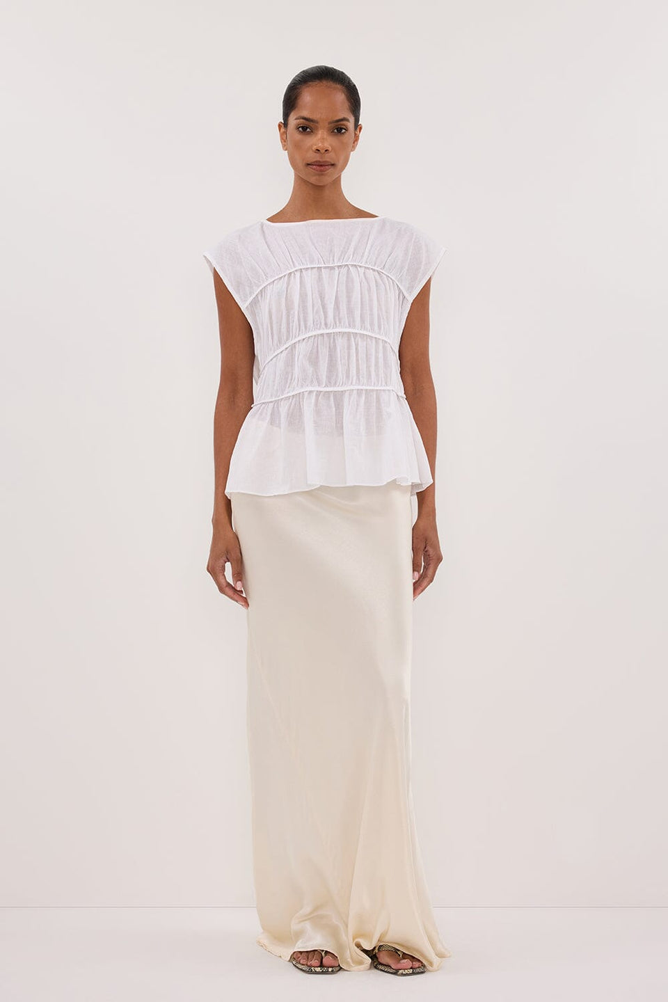 FLYNN WHITE LINEN BLEND TIERED TOP Clothing DISSH Boutiques 