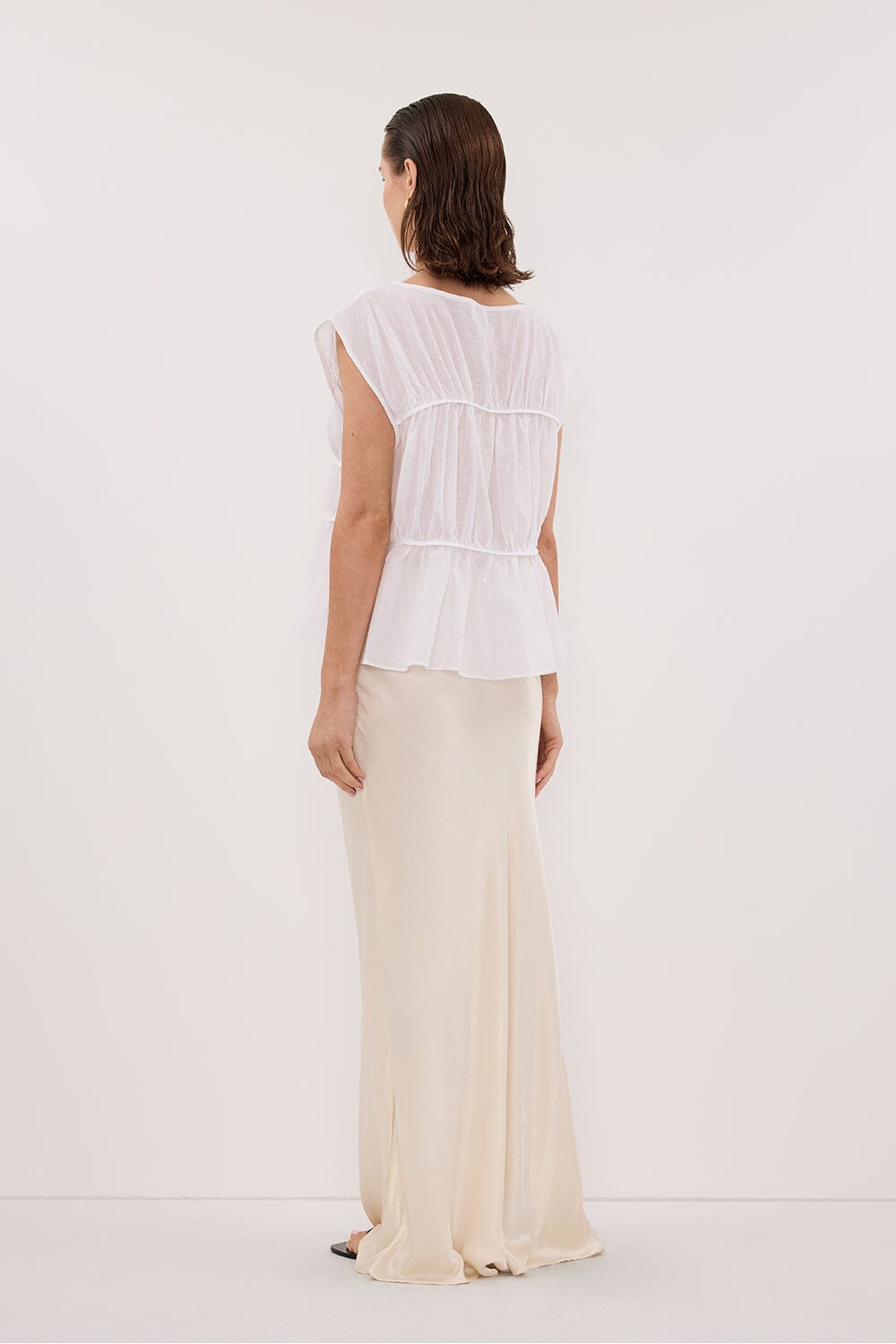 FLYNN WHITE LINEN BLEND TIERED TOP Clothing DISSH Boutiques 