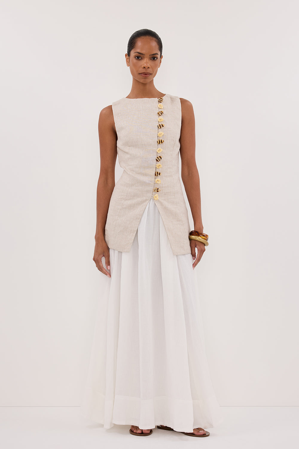 BAYLEE NATURAL LINEN VEST Clothing DISSH Boutiques 
