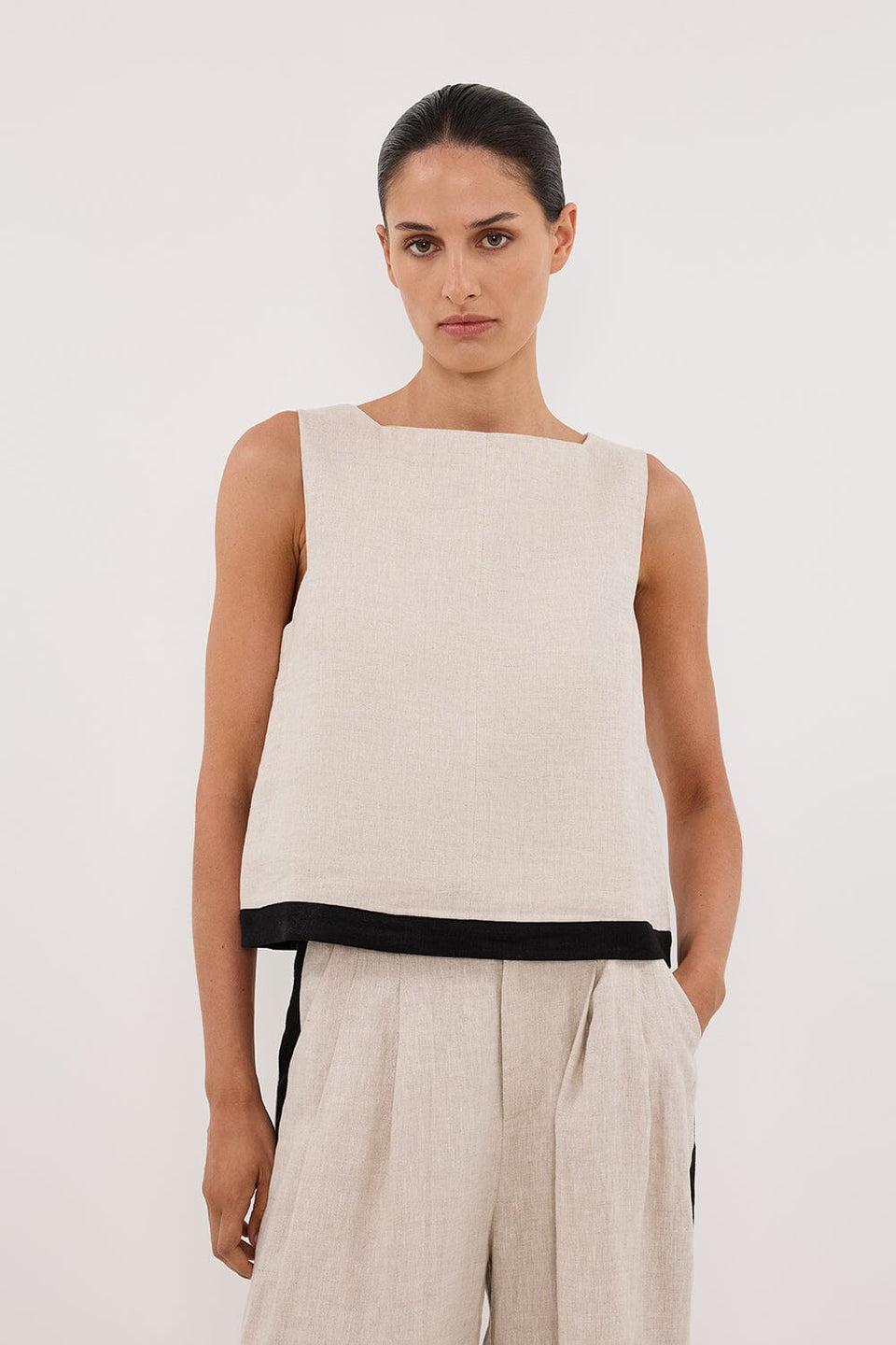 EBONY NATURAL LINEN TOP Clothing DISSH Boutiques 
