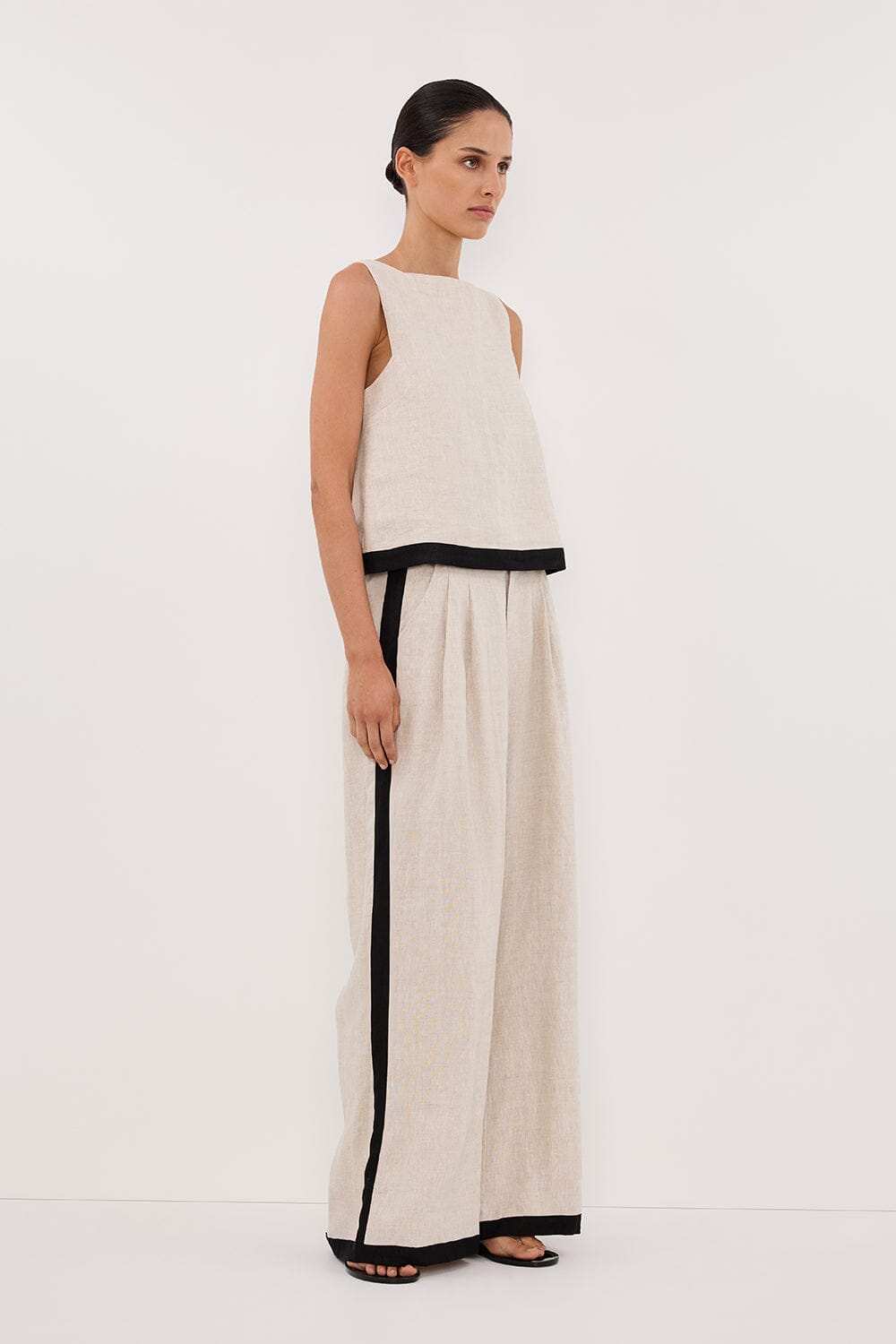 EBONY NATURAL LINEN TOP Clothing DISSH Boutiques 