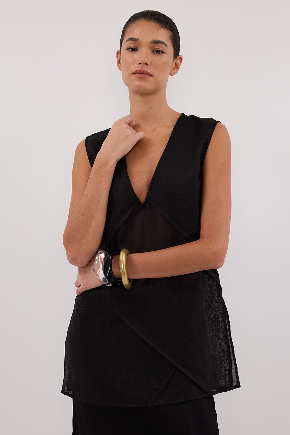 CARMEL BLACK RAMIE V NECK TOP Clothing DISSH Boutiques 