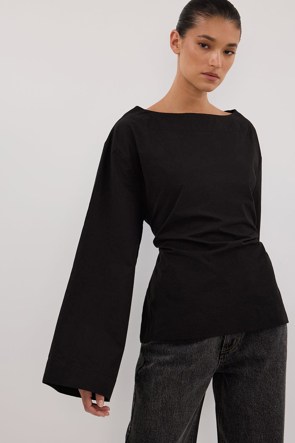 IVY BLACK LONG SLEEVE TOP Clothing DISSH Boutiques 