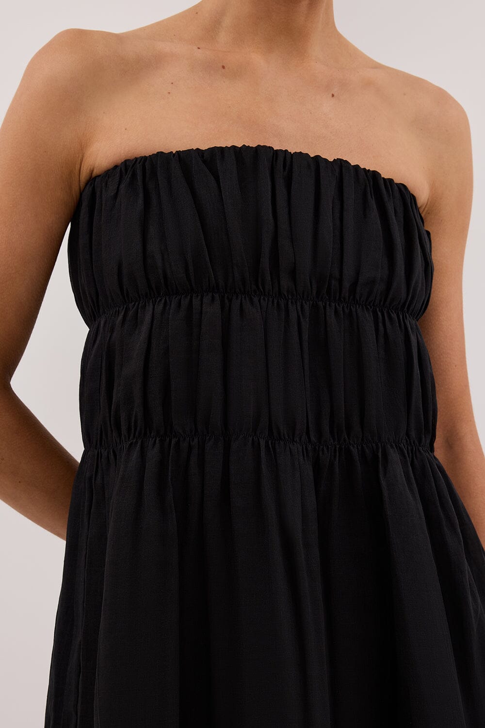 ARTIE BLACK RAMIE STRAPLESS TOP Clothing DISSH Boutiques 