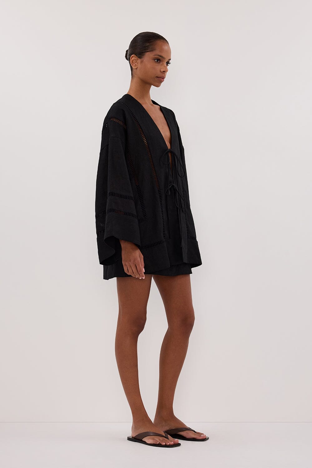 LINDSAY BLACK LINEN KIMONO TOP Clothing DISSH Boutiques 