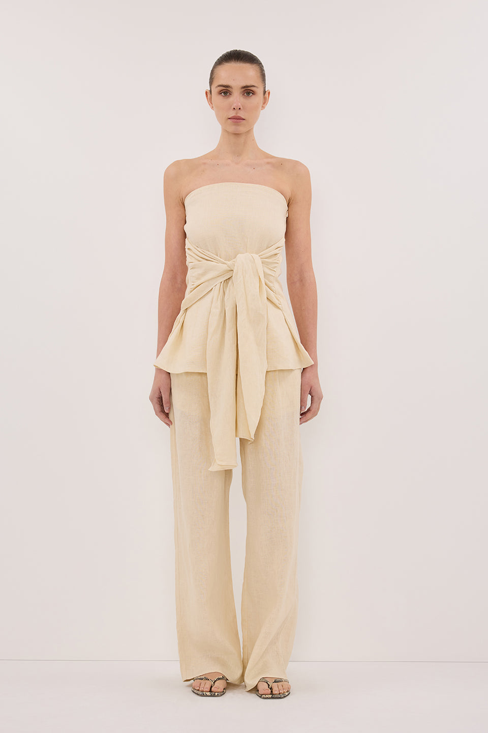 PIPPY BUTTERMILK LINEN STRAPLESS TOP Clothing DISSH Boutiques 