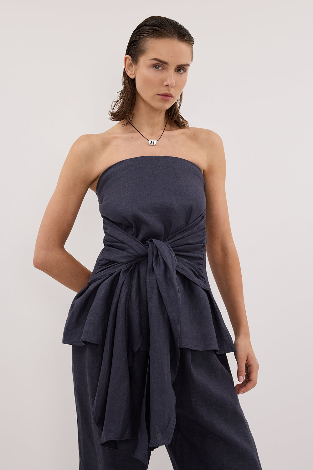PIPPY INDIGO LINEN STRAPLESS TOP Clothing DISSH Boutiques 