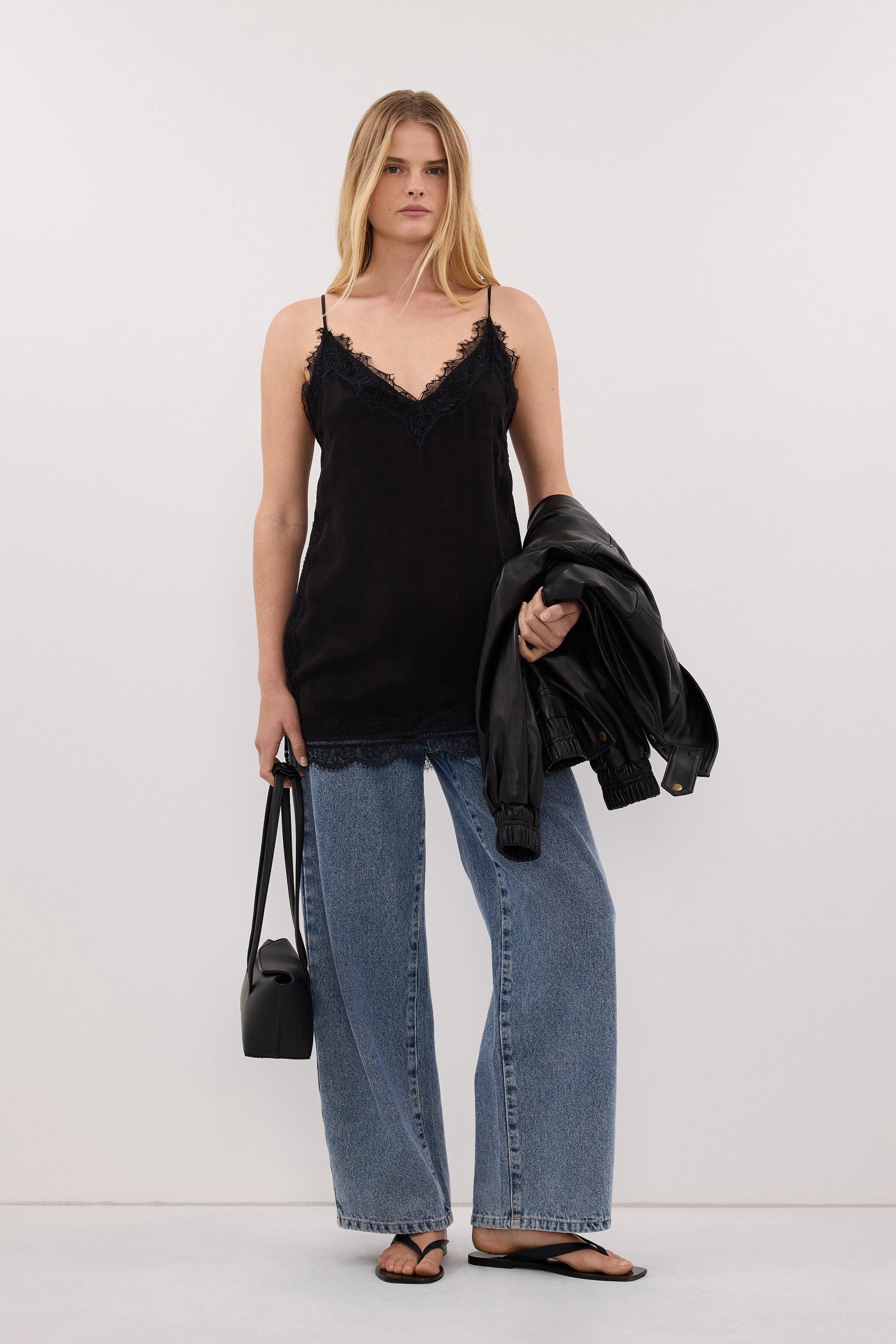 ANDREA BLACK SLEEVELESS LACE CAMI TOP
