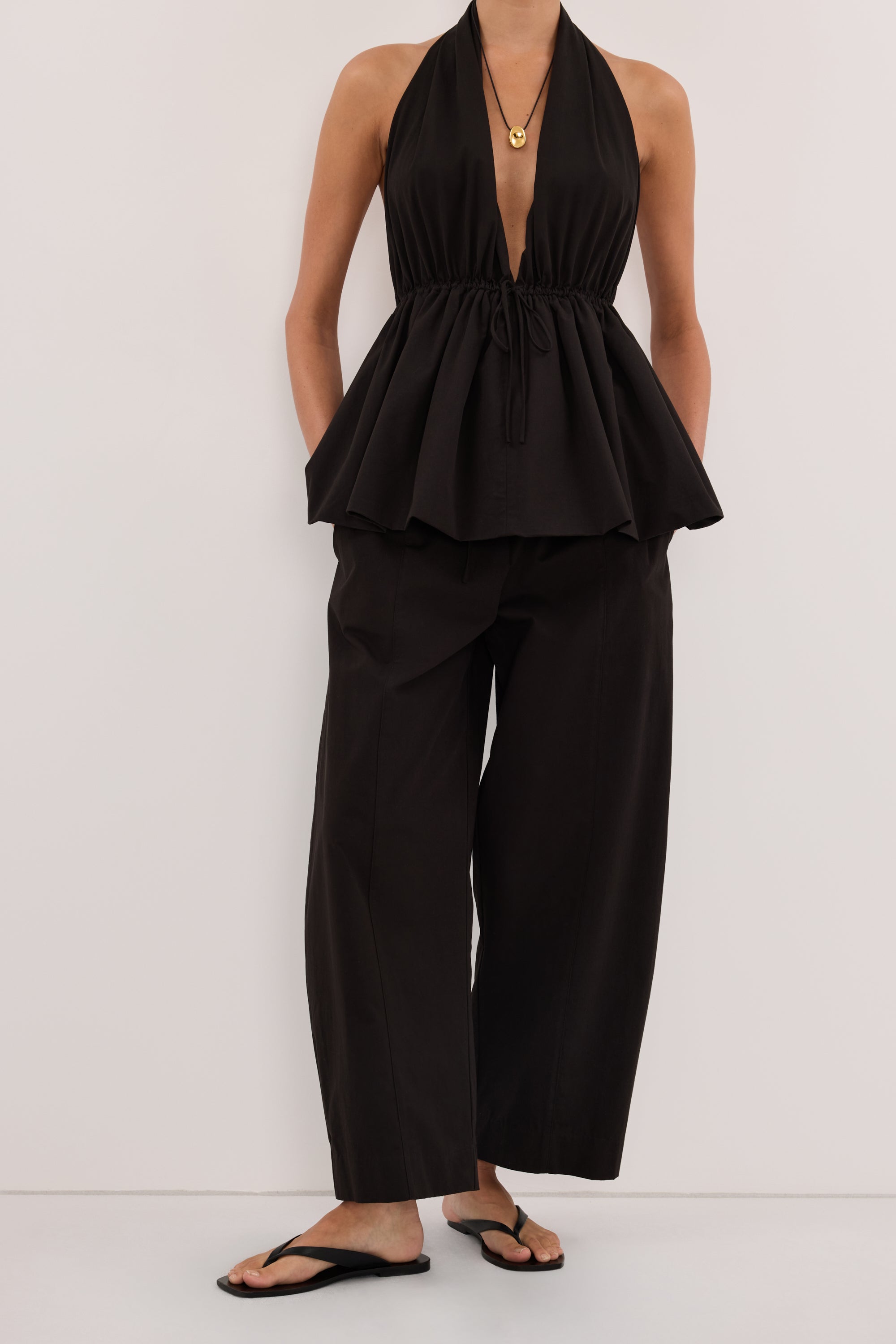 TAMMY BLACK SLEEVELESS COTTON HALTER TOP