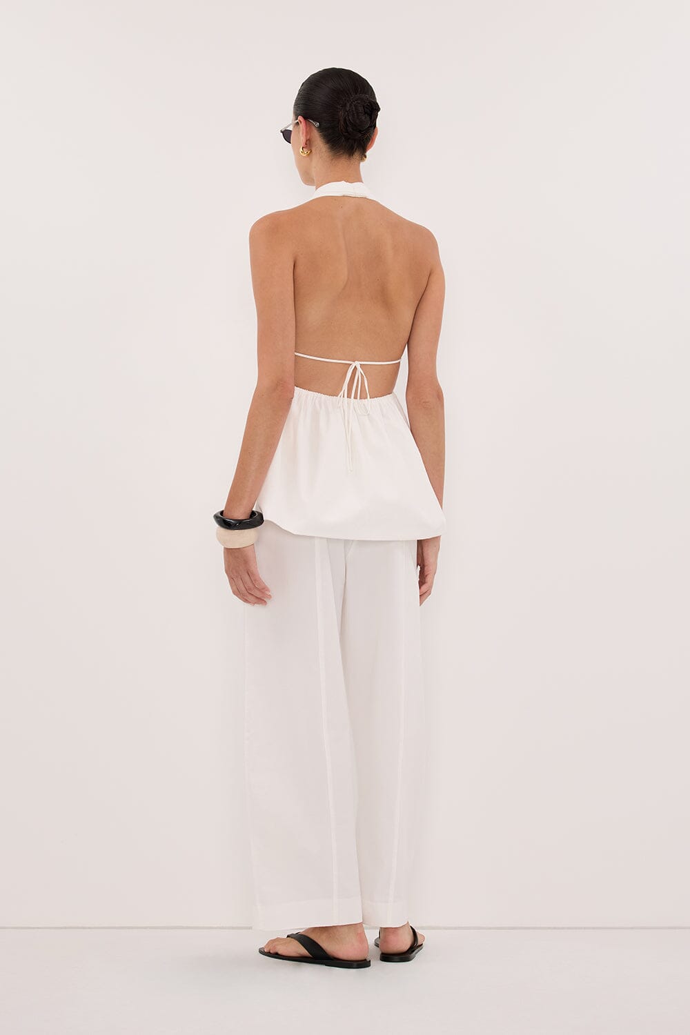 TAMMY WHITE SLEEVELESS COTTON HALTER TOP
