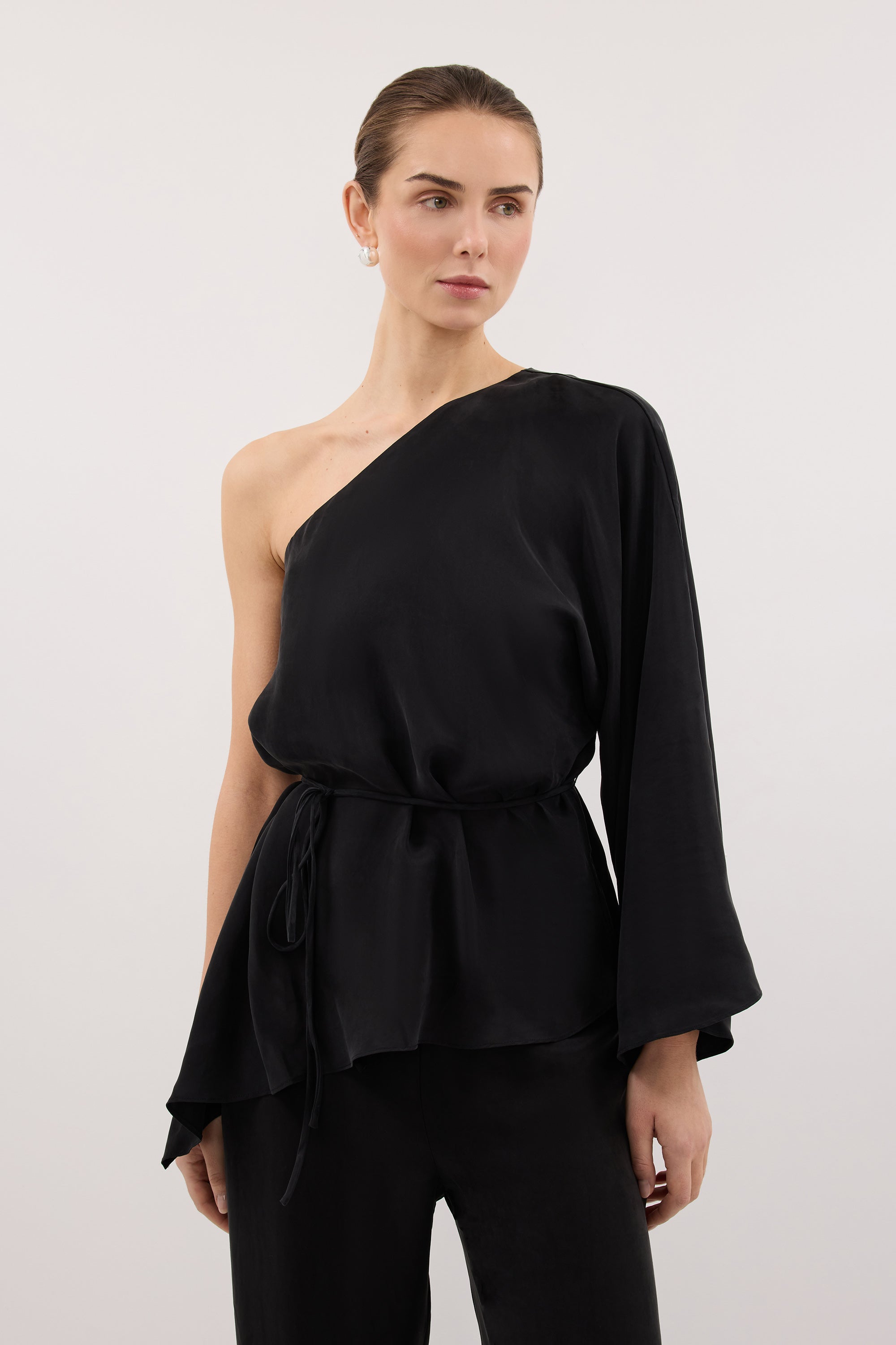 RODEO BLACK CUPRO ASYM TOP