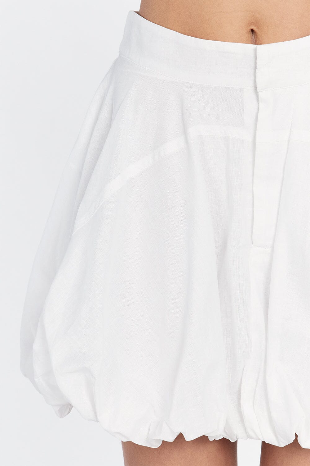MARIA WHITE LINEN MINI SKIRT Clothing DISSH Boutiques 