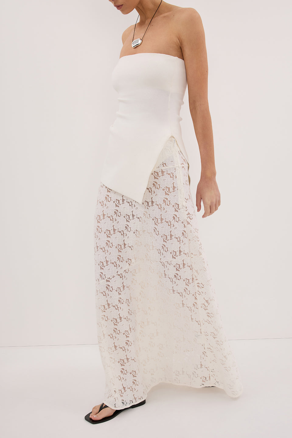 LOULA WHITE LACE SKIRT Clothing DISSH Boutiques 