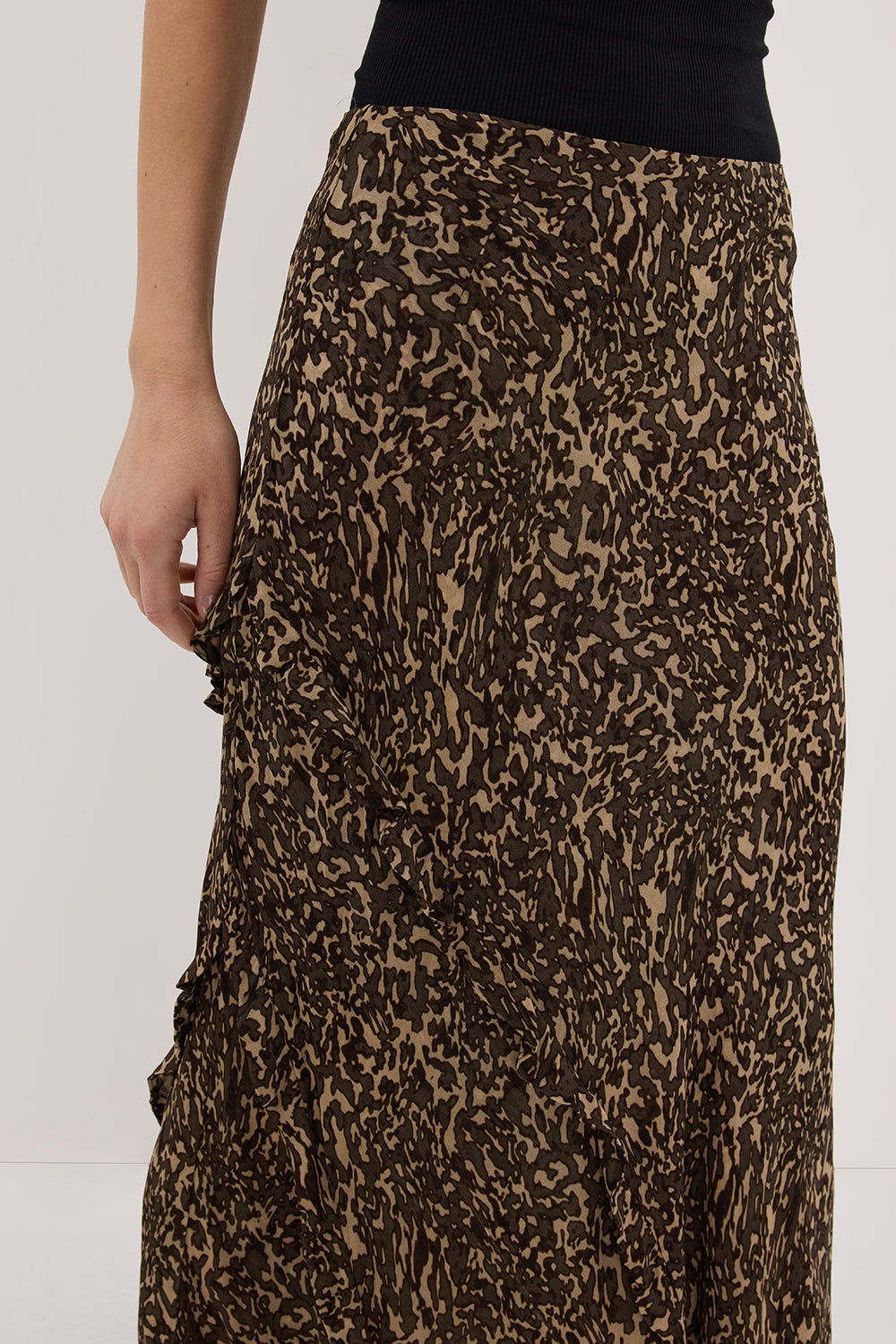MARVILLA CHOC MIDI SKIRT Clothing DISSH Boutiques 