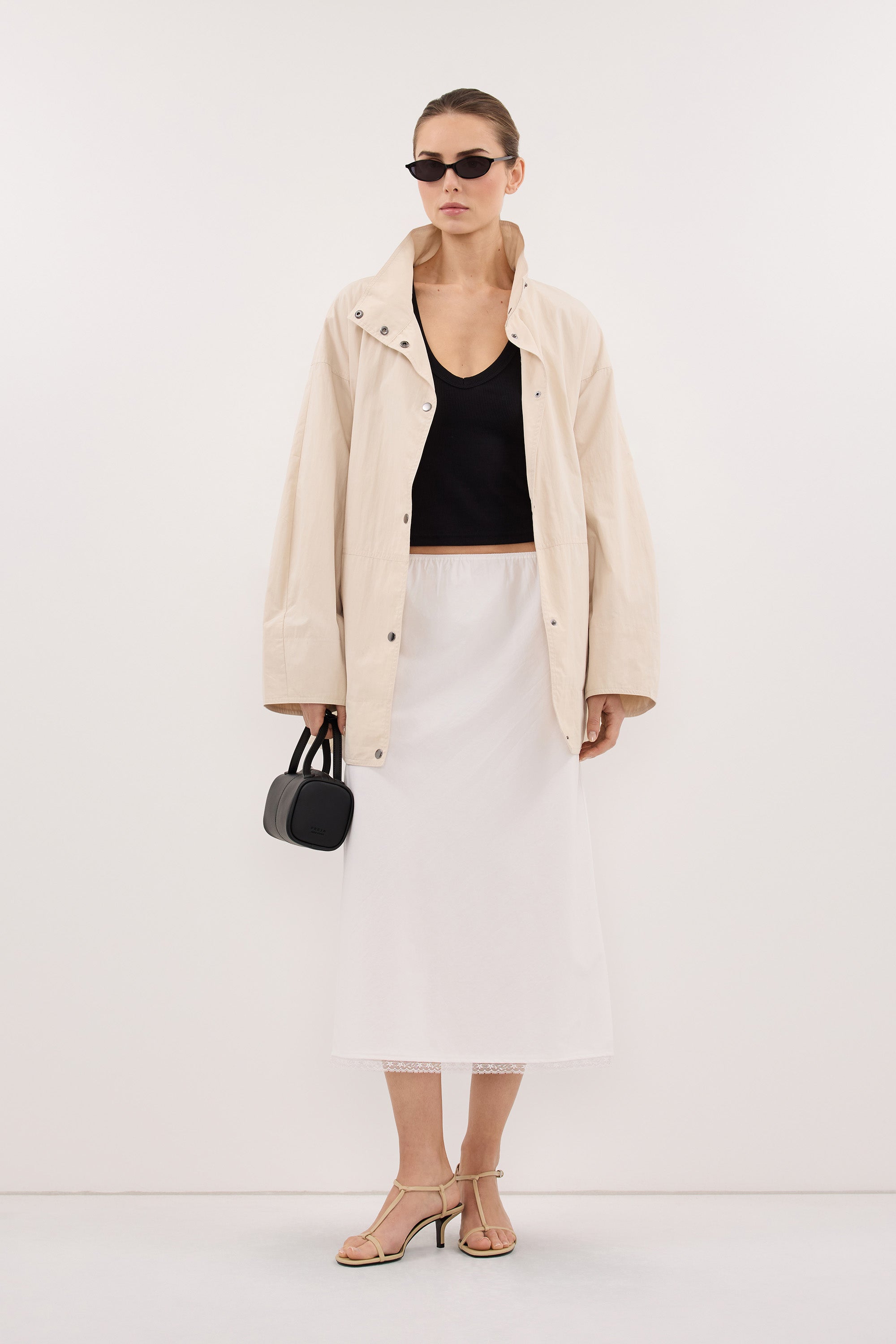ROSIN WHITE KNEE LENGTH SKIRT