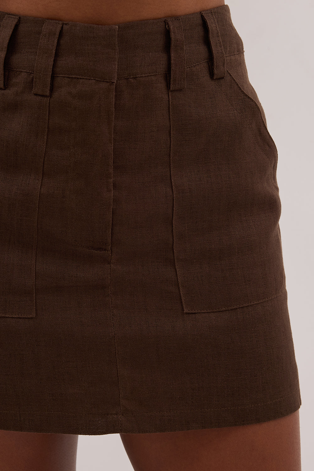 EVA BITTER CHOC LINEN SKORT Clothing DISSH Boutiques 