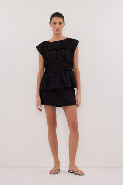 Aude wearing EVA BLACK LINEN SKORT