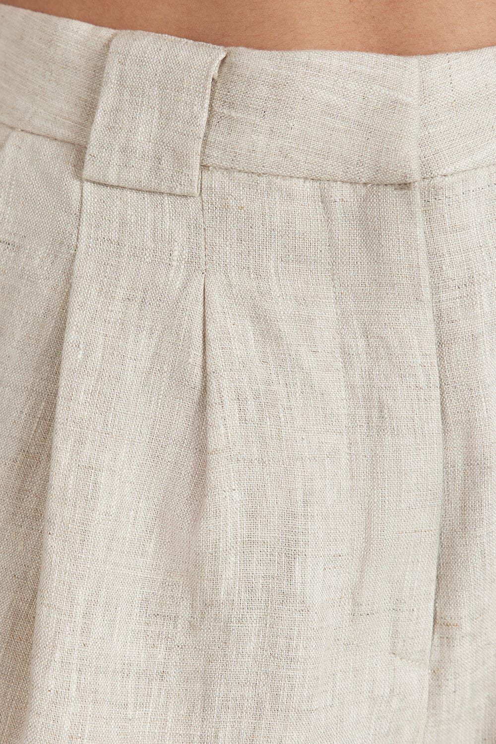 ALONDRA NATURAL LINEN SHORT Clothing DISSH Boutiques 