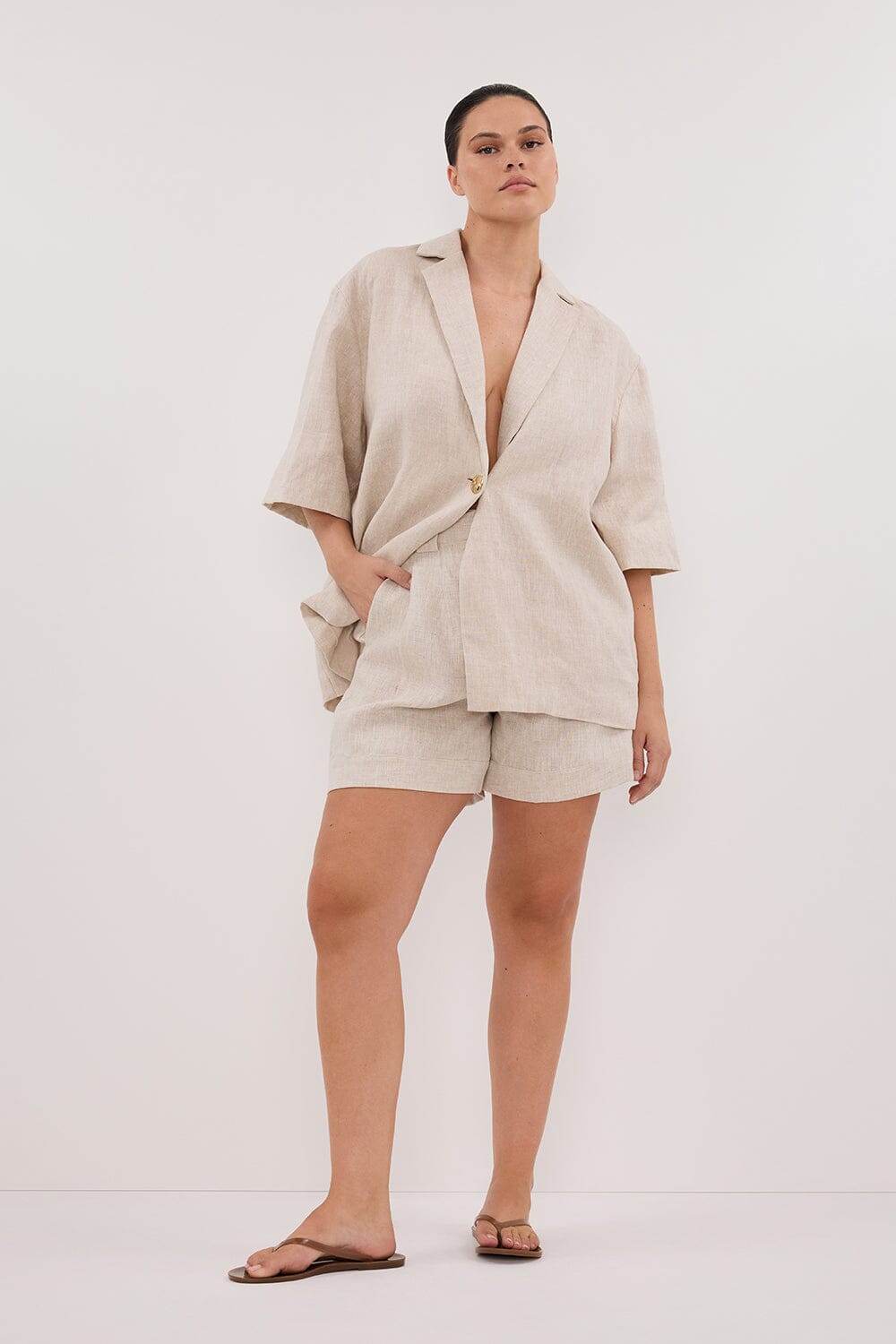 ALONDRA NATURAL LINEN SHORT Clothing DISSH Boutiques 