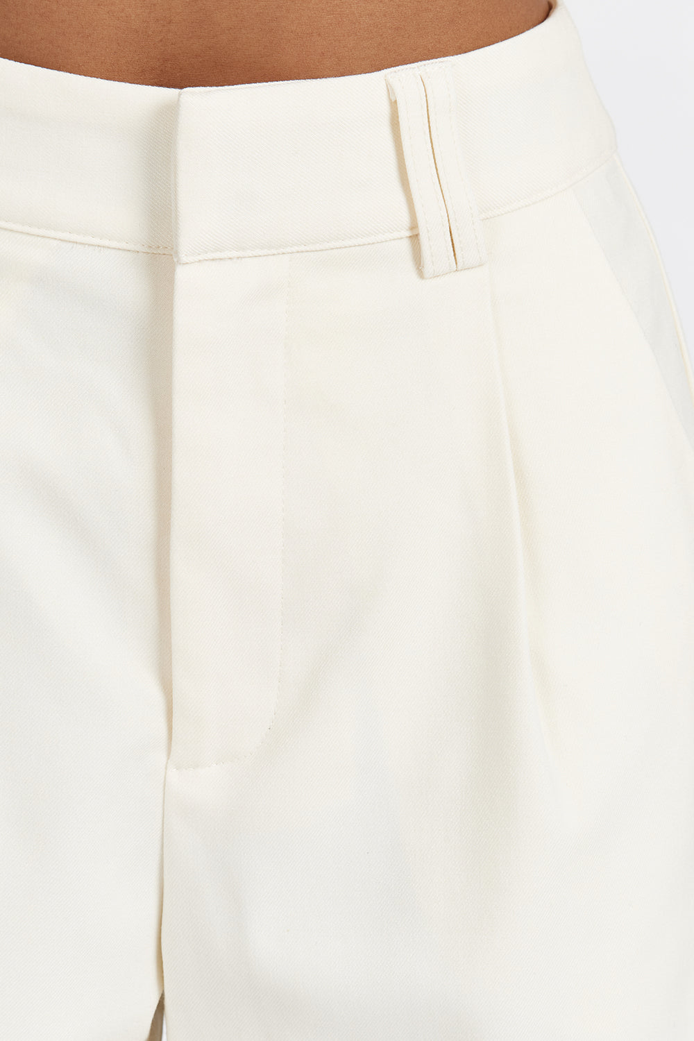 BECKHAM CREAM BERMUDA SHORT Clothing DISSH Boutiques 