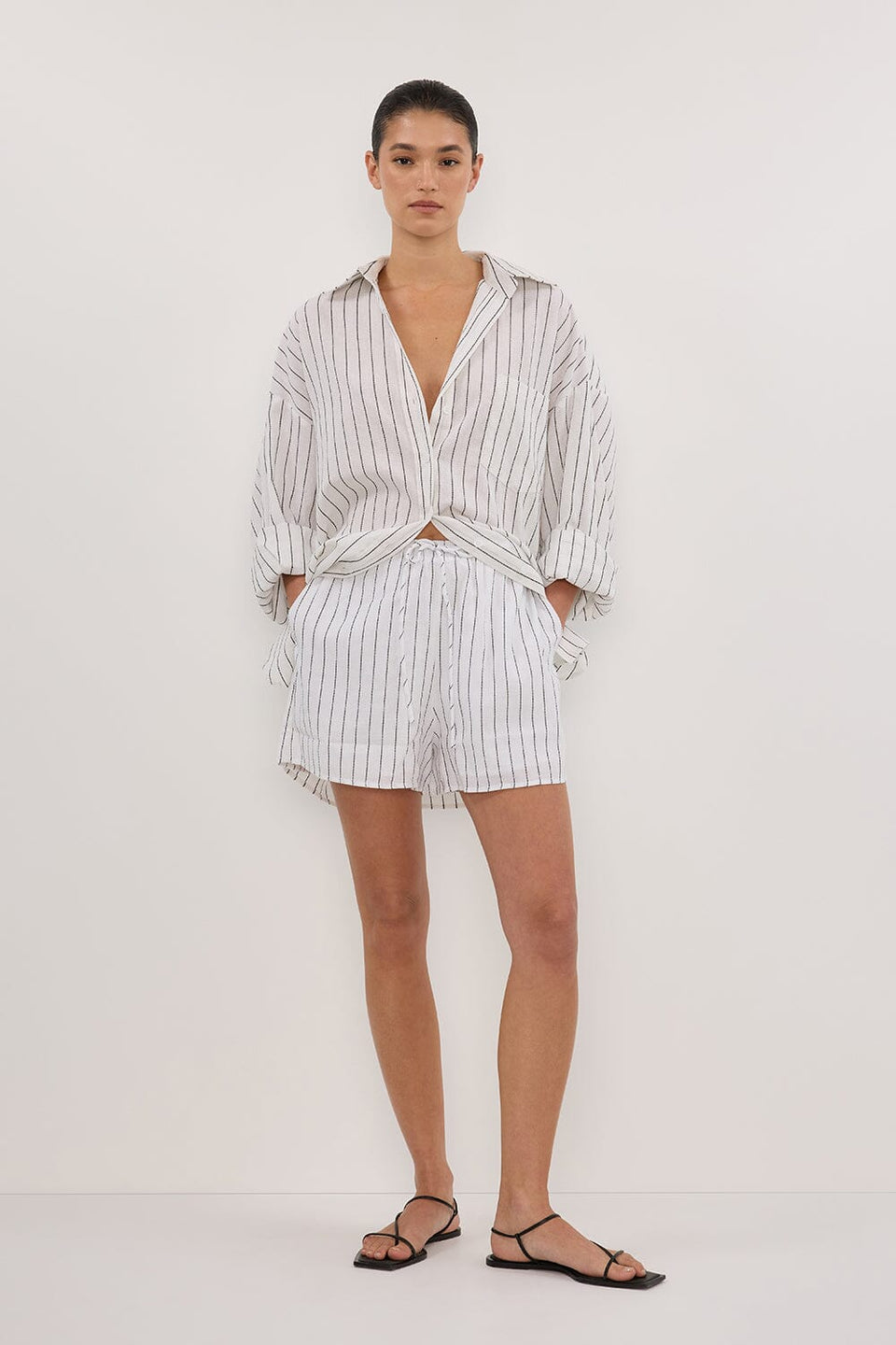 OLLIE WHITE STRIPE SHORT Clothing DISSH Boutiques 
