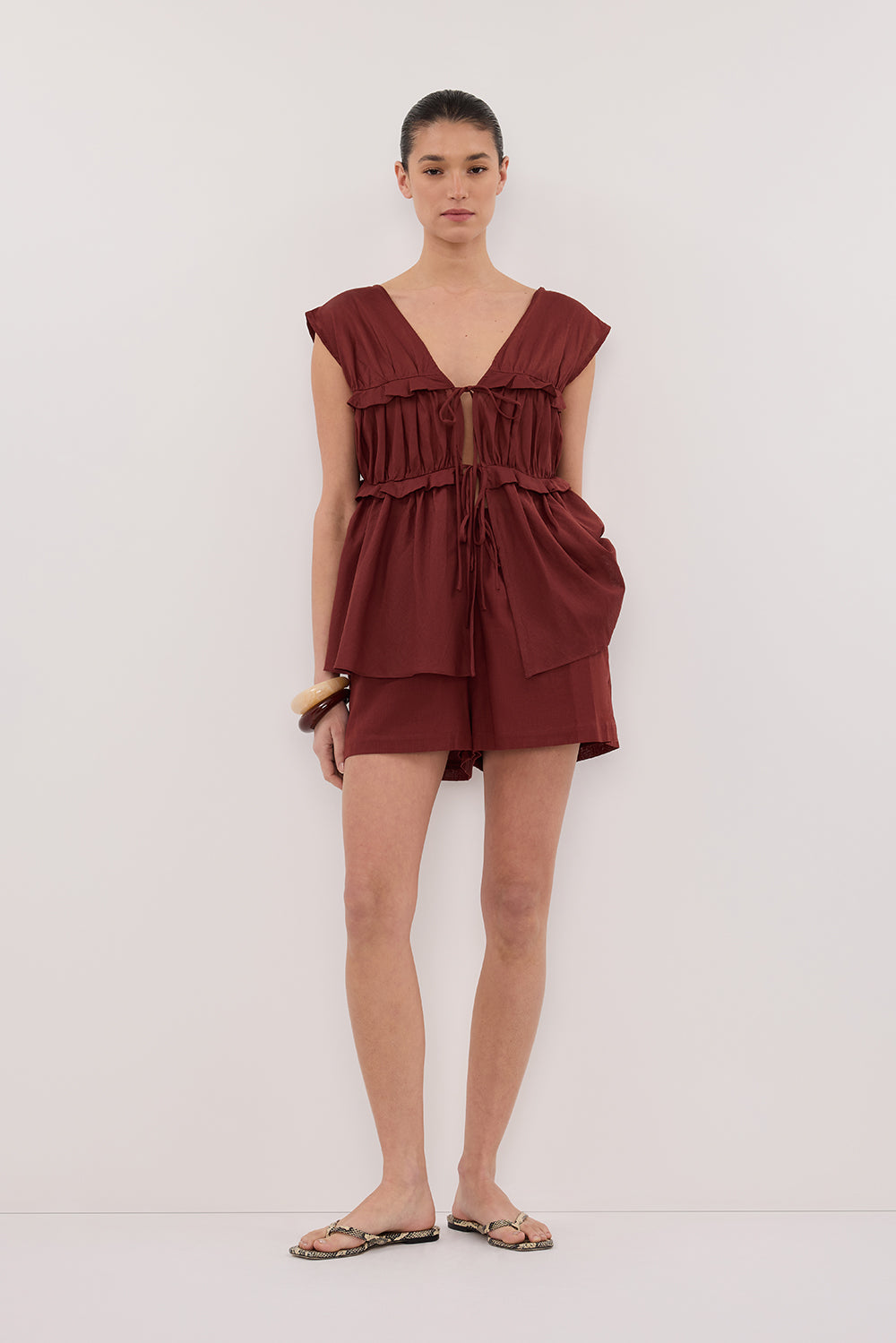 QUINN SAHARA LINEN SHORT Clothing DISSH Boutiques 
