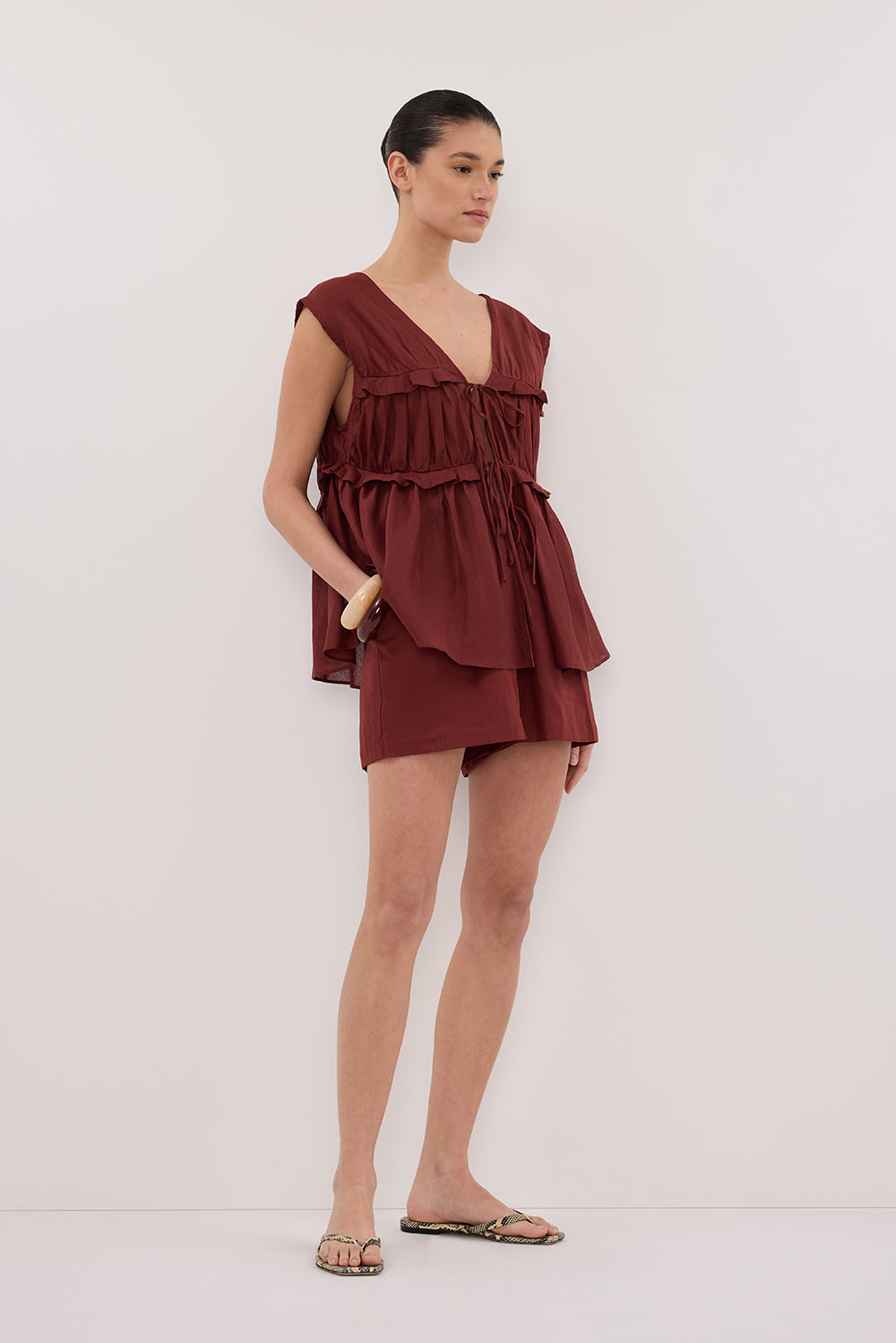 QUINN SAHARA LINEN SHORT Clothing DISSH Boutiques 