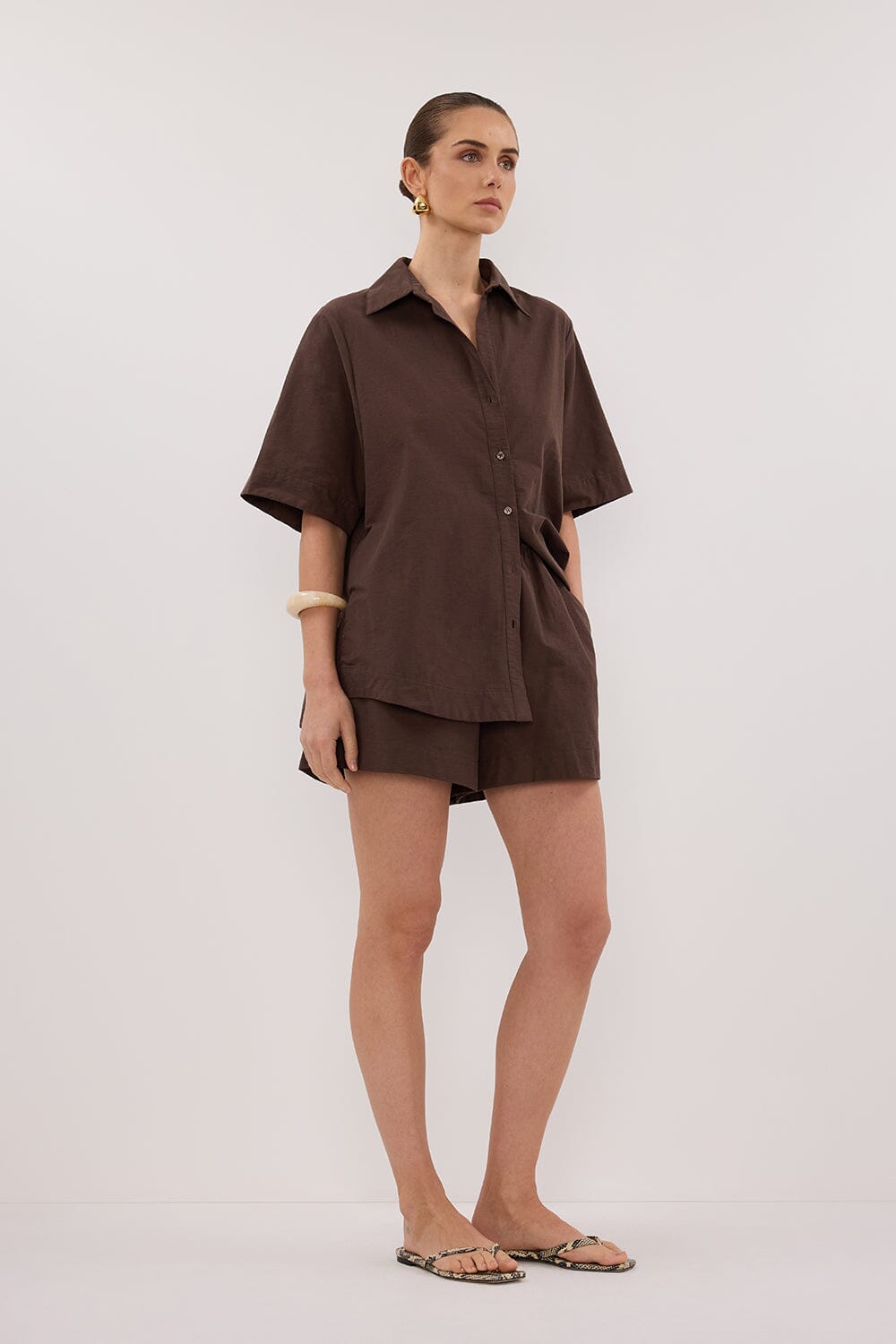 ELARA CHOCOLATE DRAWSTRING SHORT Clothing DISSH Boutiques 