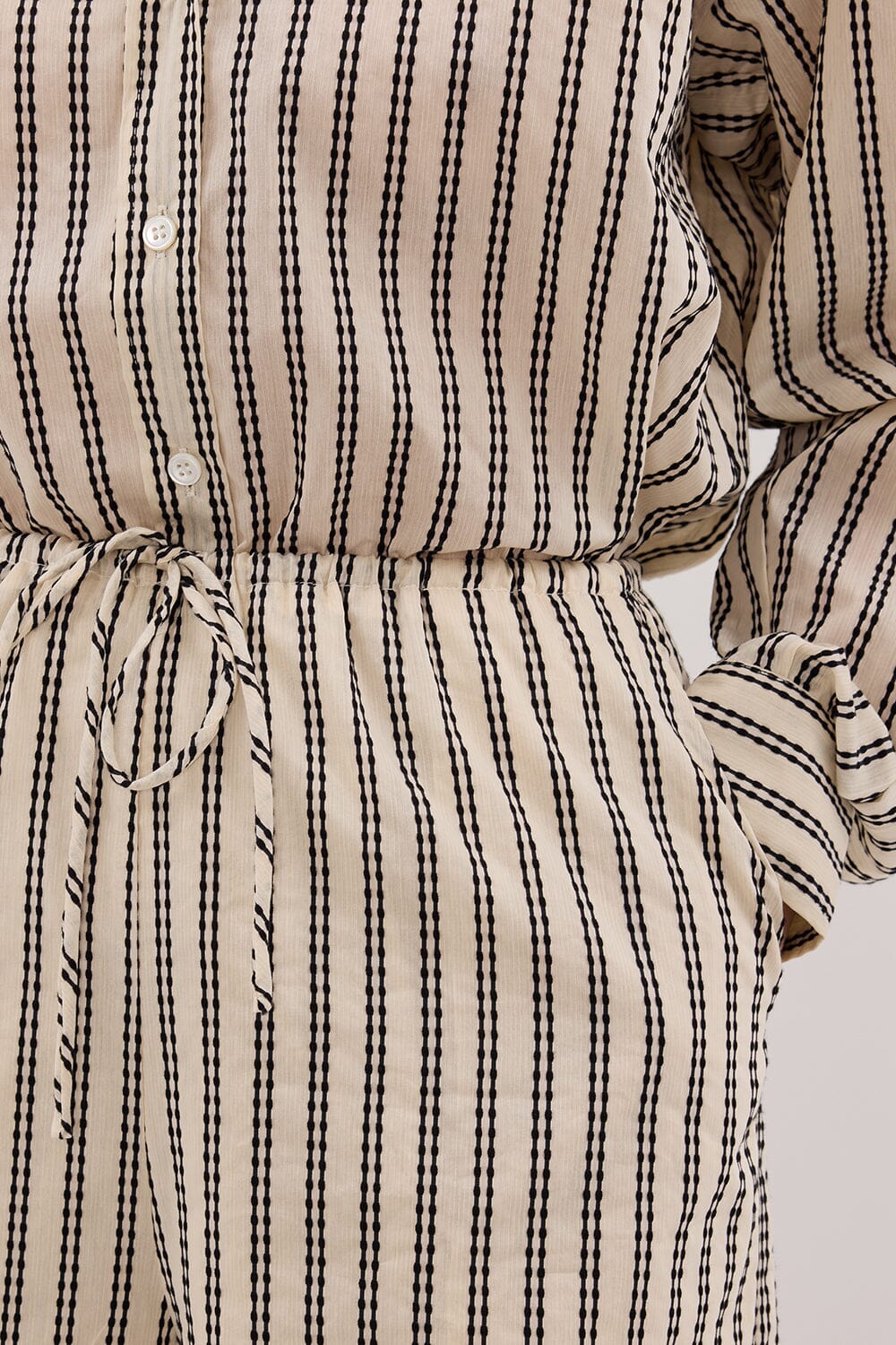 ELLIE CREAM STRIPE DRAWSTRING SHORTS Clothing DISSH Boutiques 
