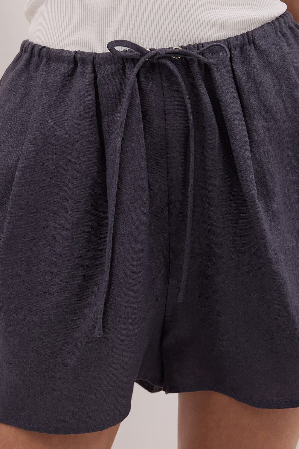 CARLA WASHED INDIGO LINEN SHORT Clothing DISSH Boutiques 
