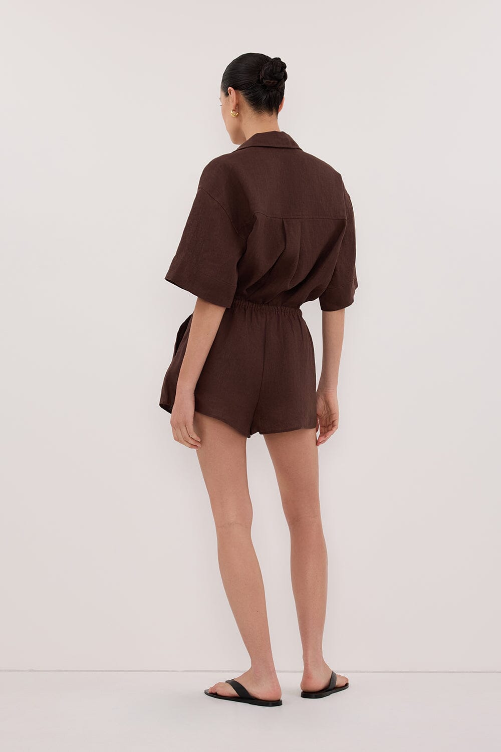HELENA COCOA LINEN SHORT Clothing DISSH Boutiques 