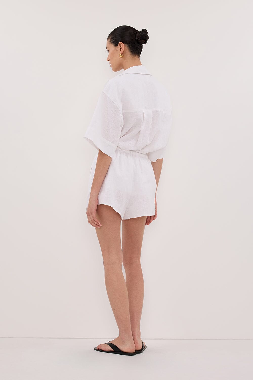 HELENA WHITE LINEN SHORT Clothing DISSH Boutiques 