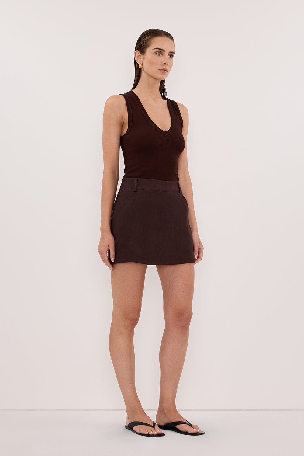 EVIE BURNT CHOC LINEN SKORT