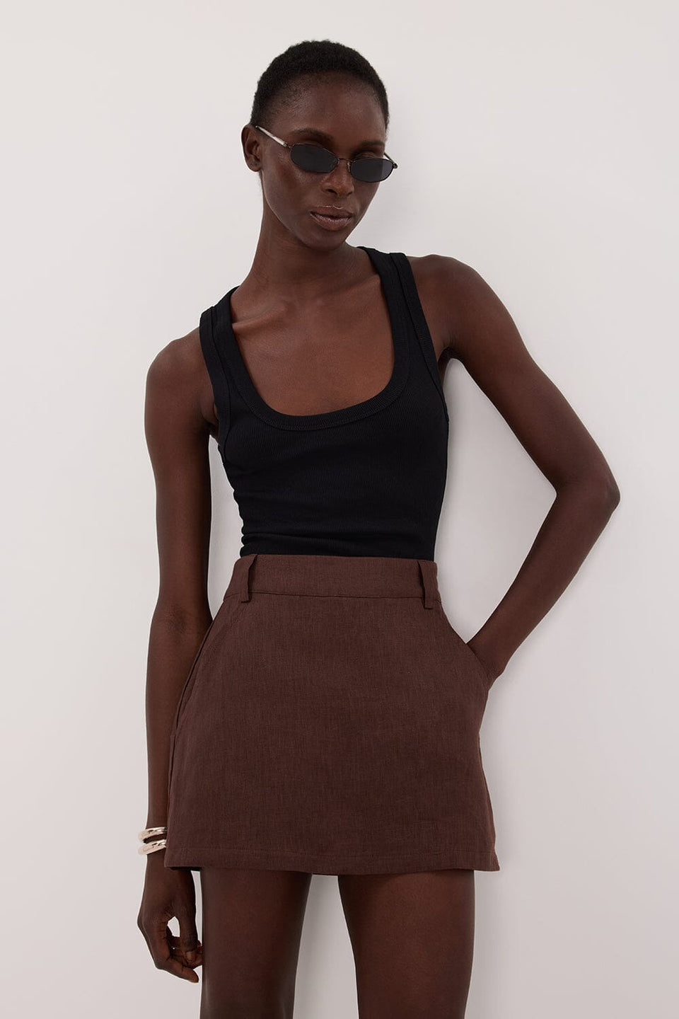EVIE COCOA LINEN SKORT Clothing DISSH Boutiques 