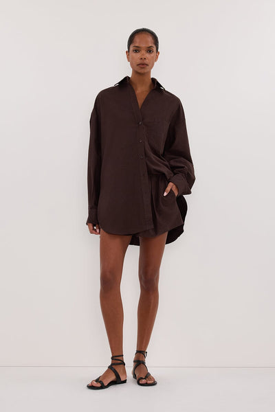 Kristen wearing RHEA BURNT CHOC COTTON DRAWSTRING SHORT