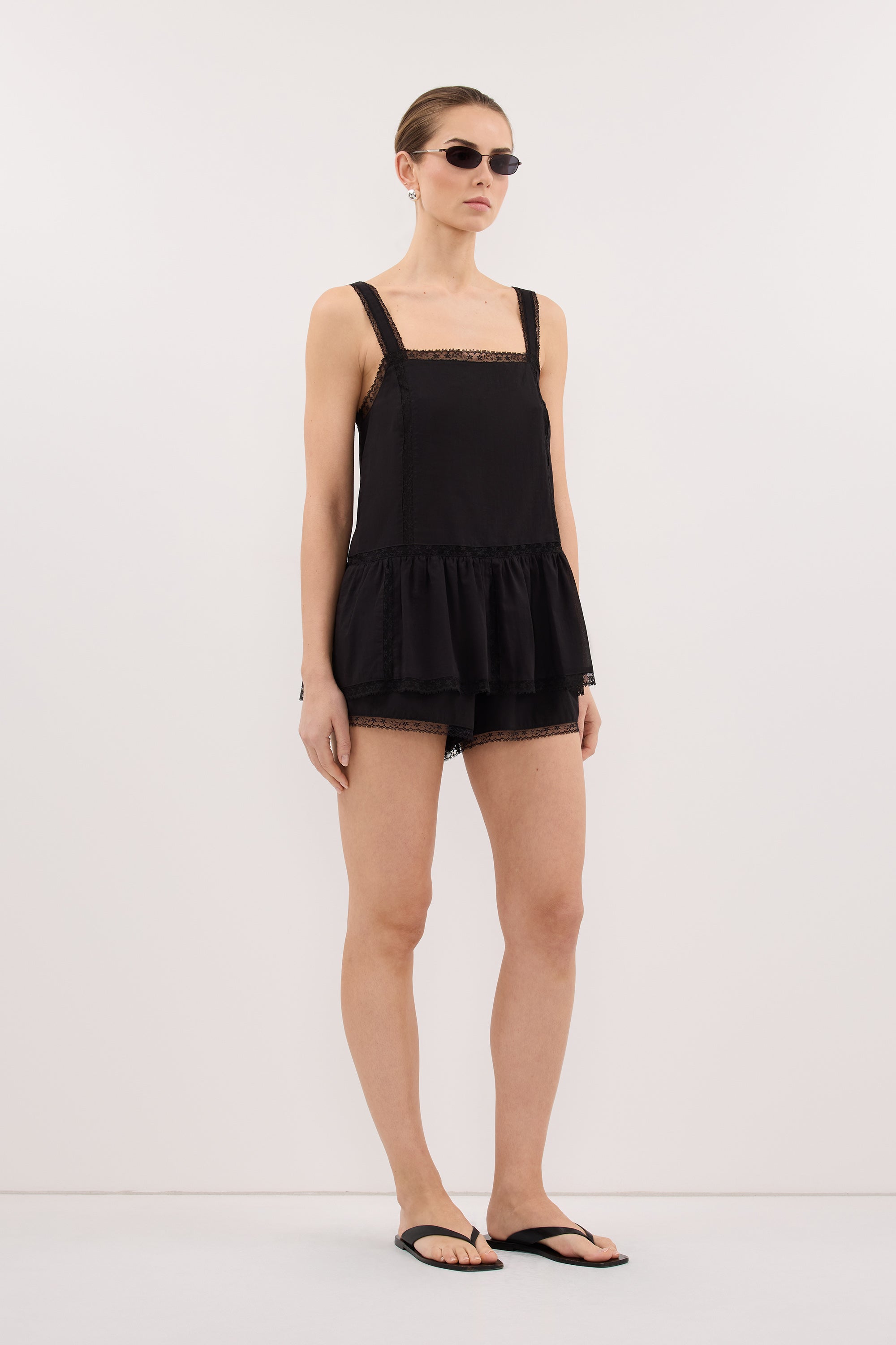 ROSIN BLACK LACE TRIM SHORT