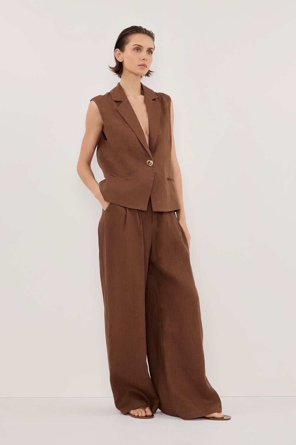 HOLDEN FONDANT LINEN PANT Clothing DISSH Boutiques 