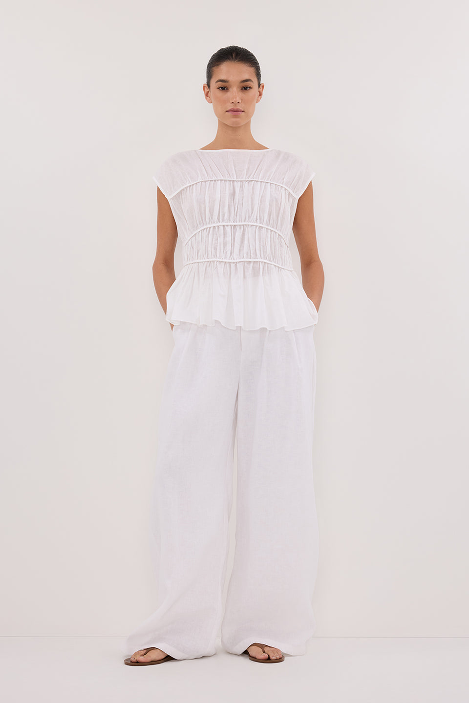 HOLDEN WHITE LINEN PANT Clothing DISSH Boutiques 16 WHITE 